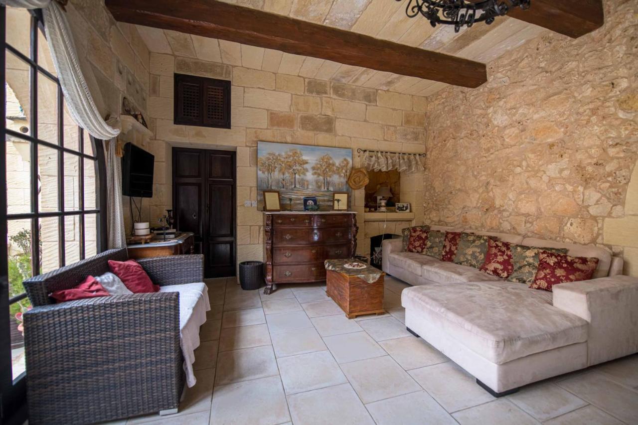 Ta' Kullarina Farmhouse With Private Pool In Island Of Gozo Vila Zebbug  Exterior foto