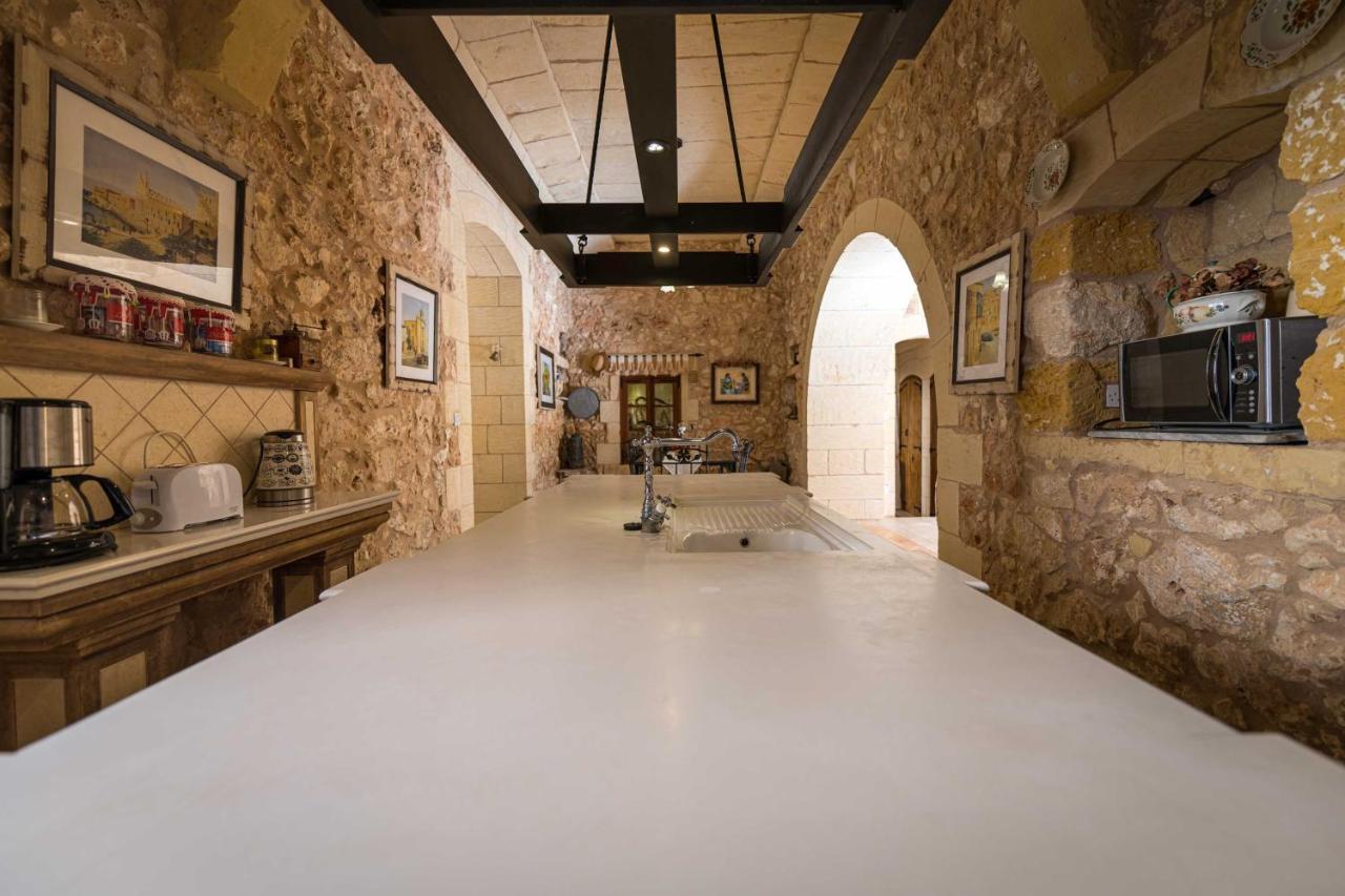 Ta' Kullarina Farmhouse With Private Pool In Island Of Gozo Vila Zebbug  Exterior foto