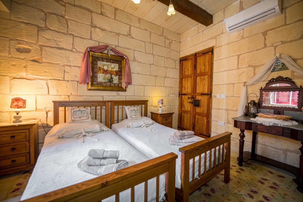 Ta' Kullarina Farmhouse With Private Pool In Island Of Gozo Vila Zebbug  Exterior foto